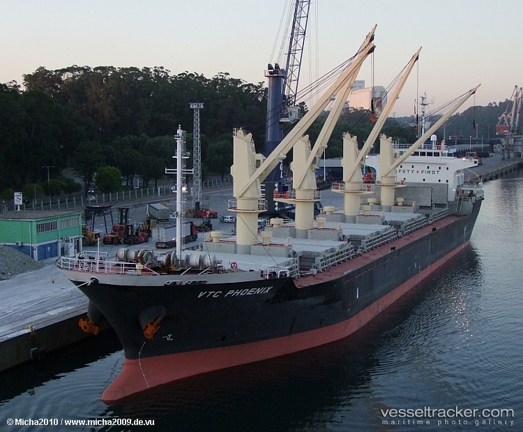 Vtc-Phoenix - Bulk Carrier vessel