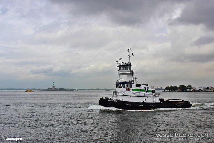 George-Holland - Pusher Tug vessel