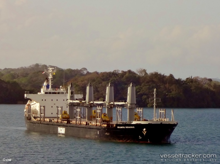 Str-Lucky - Bulk Carrier vessel