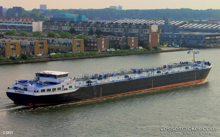 Essenza - Chemical Oil Products Tanker vessel