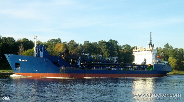 Thames - Oil Products Tanker vessel