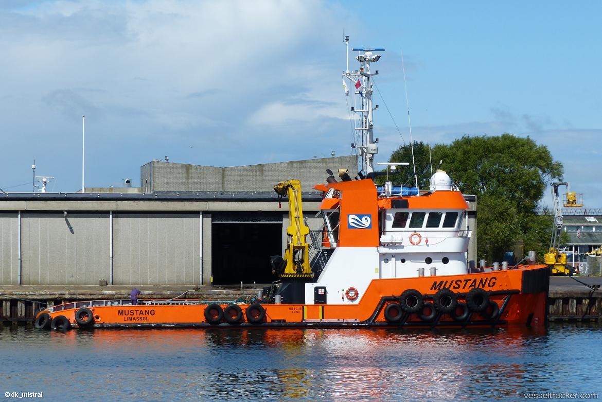 Mustang - Tug vessel