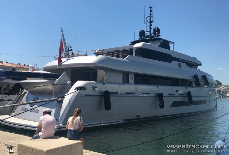 Ocean-Club - Service Ship