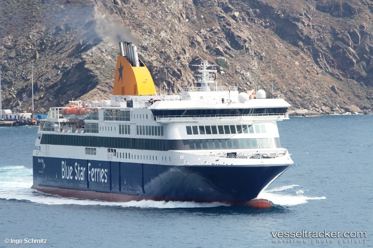 Blue-Star-Delos - Passenger Ro Ro Cargo Ship vessel
