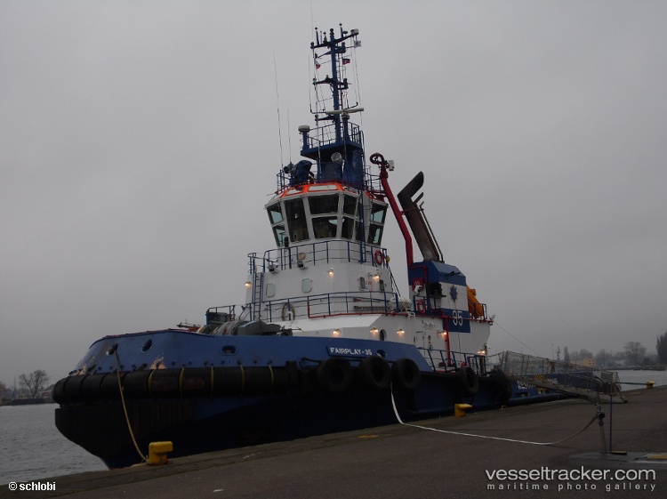 Fairplay-35 - Tug vessel