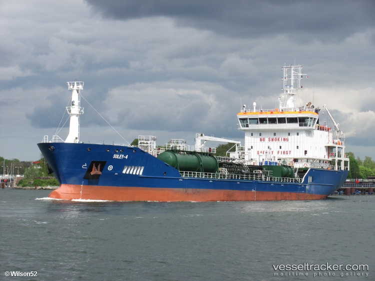 Aa-d - Chemical Oil Products Tanker vessel