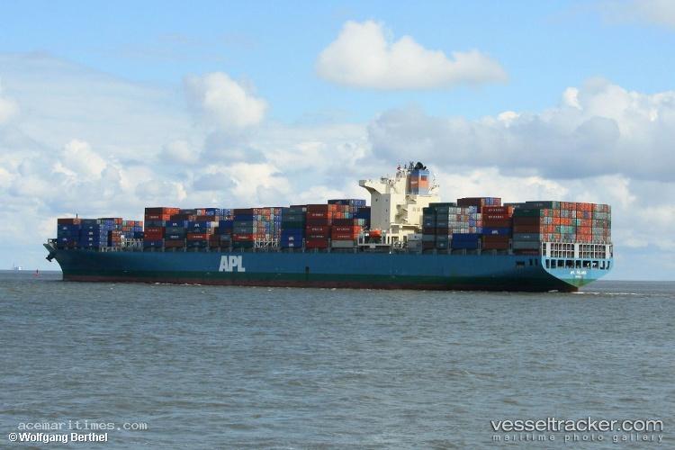 Oocl-Durban - Container Ship