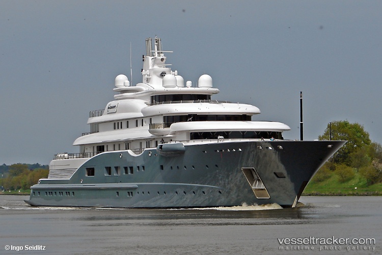 Radiant - Service Ship vessel