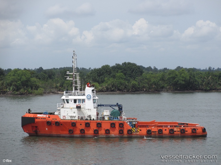Sting-Ray-5 - Tug vessel