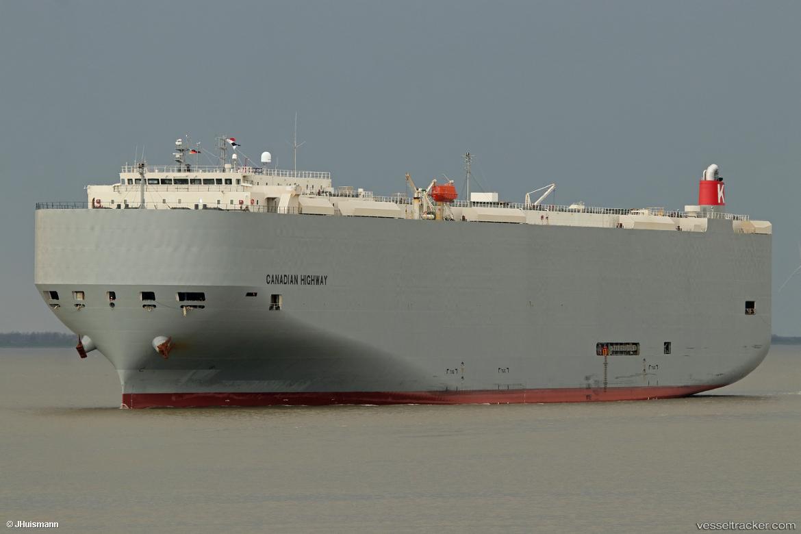 Canadian-Highway - Vehicles Carrier vessel