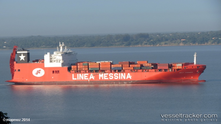 Liberty-Power - Vehicles Carrier vessel