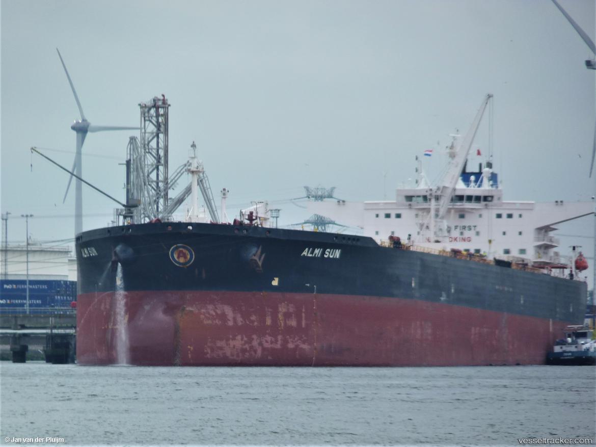 Almi-Sun - Crude Oil Tanker vessel