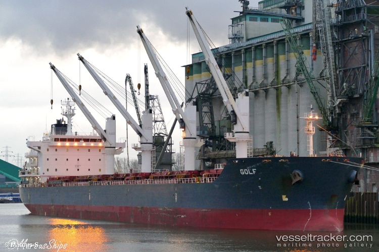 Golf - Bulk Carrier vessel