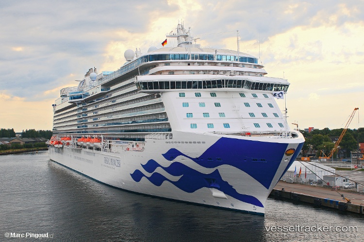 Regal-Princess - Cruise Ship vessel