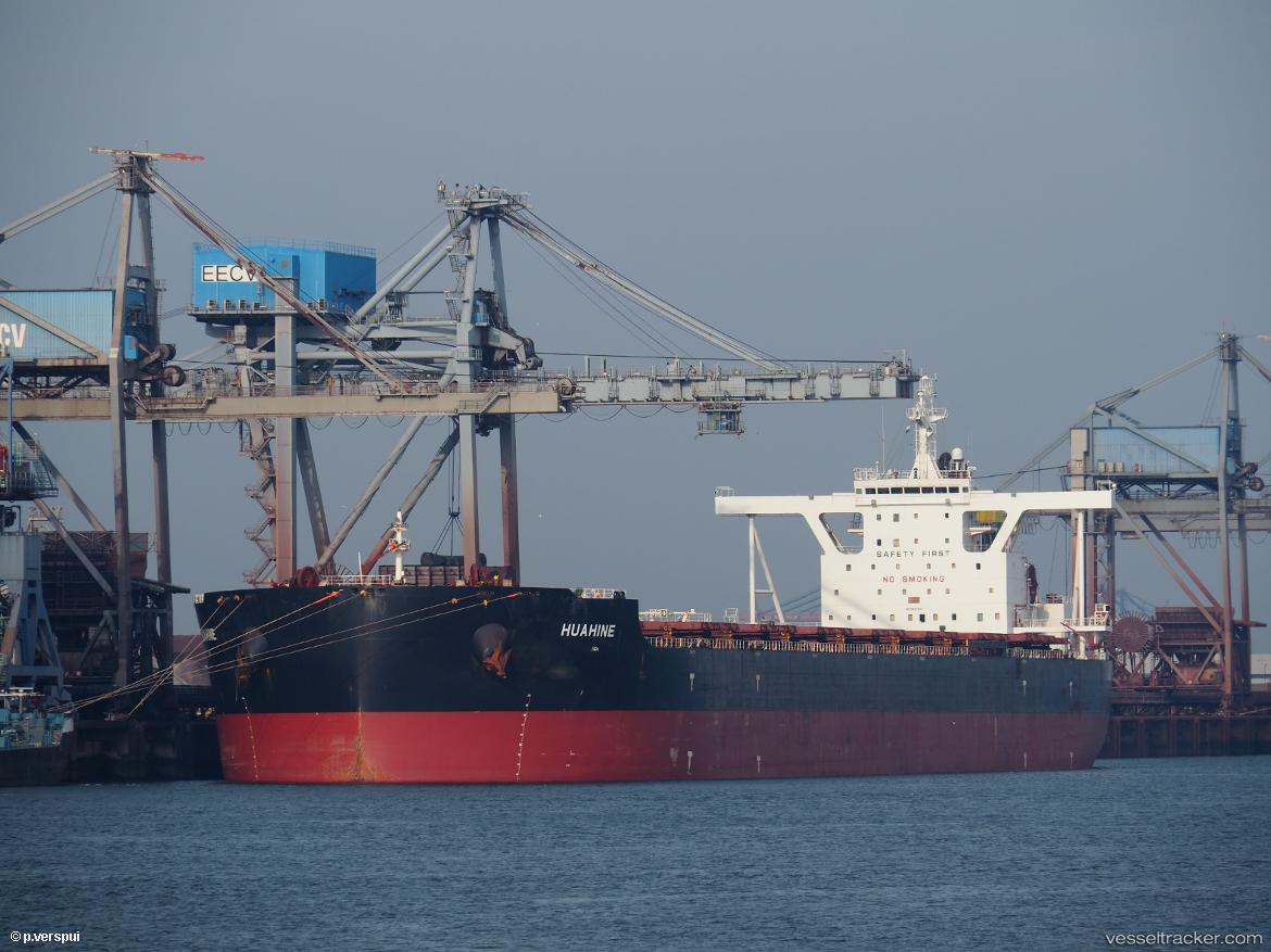Huahine - Bulk Carrier vessel