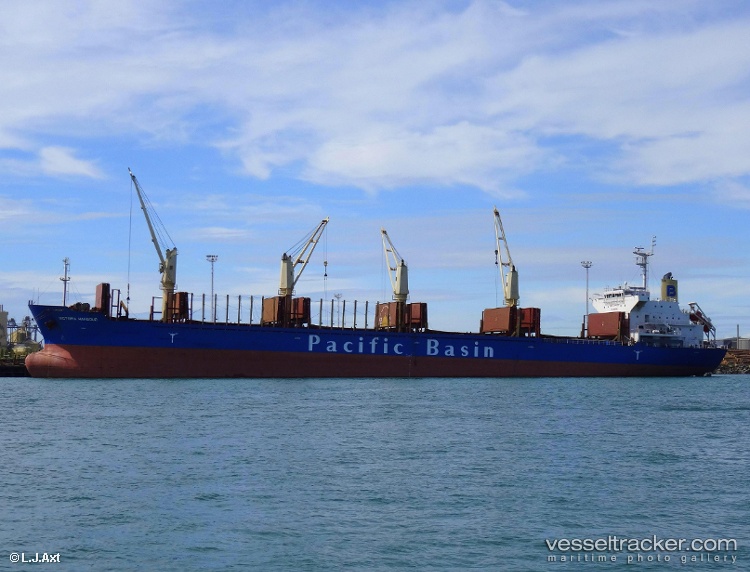 Royal-Galaxy - Bulk Carrier vessel