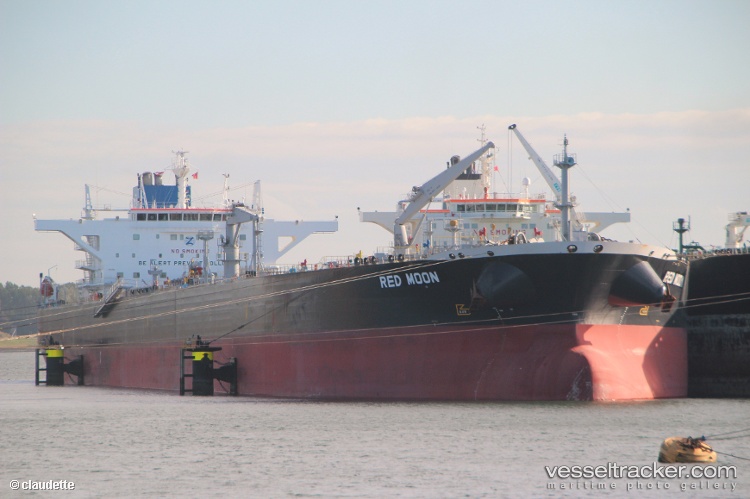 Red-Moon - Crude Oil Tanker vessel