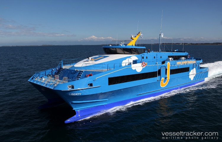 Corail-Express - Passenger Ship vessel