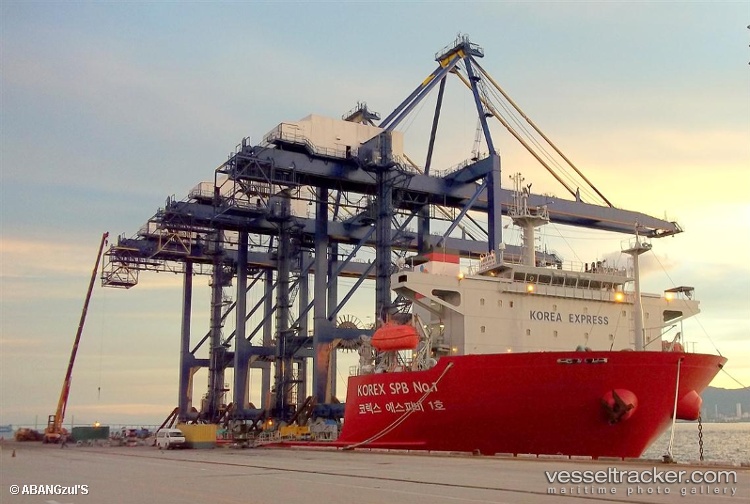 Hanjin-Leader - Heavy Load Carrier vessel