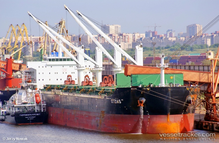 Otzias - Bulk Carrier vessel