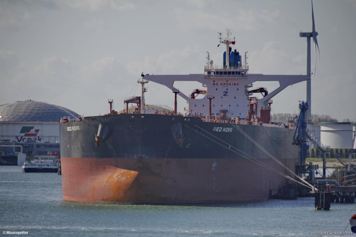 Red-Nova - Crude Oil Tanker vessel