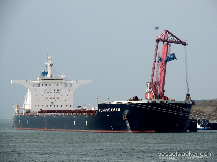 Flag-Seaman - Bulk Carrier vessel