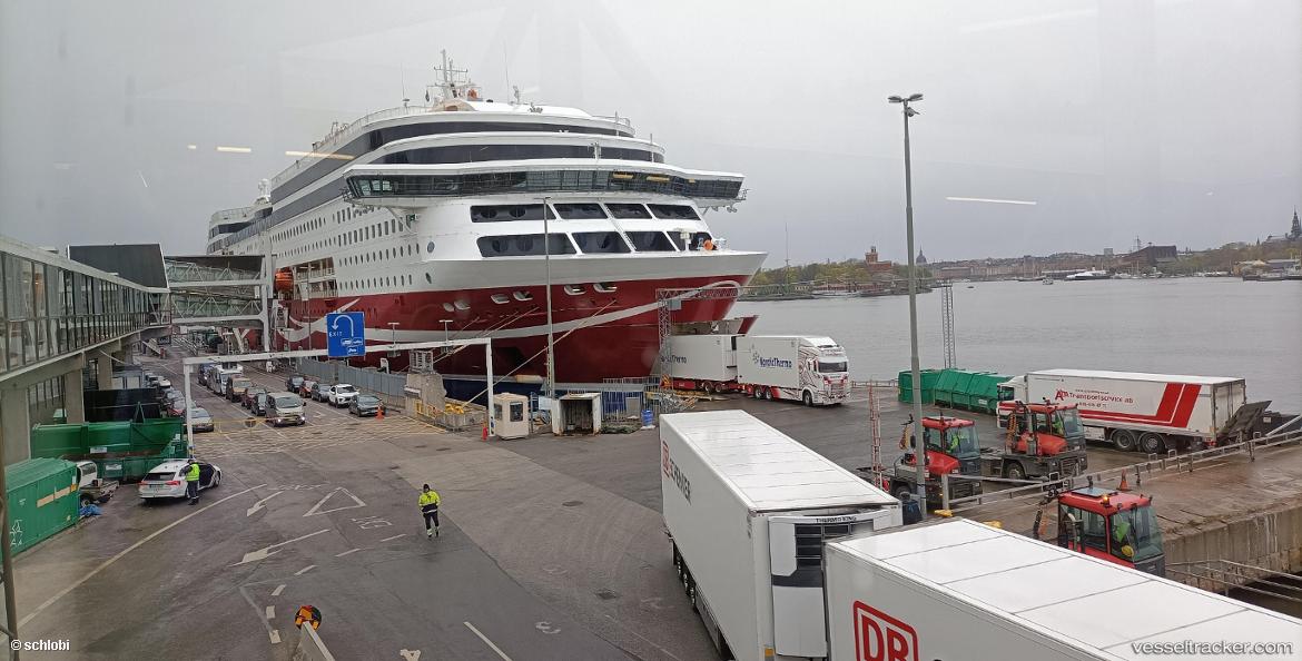 Viking-Grace - Passenger Ro Ro Cargo Ship vessel