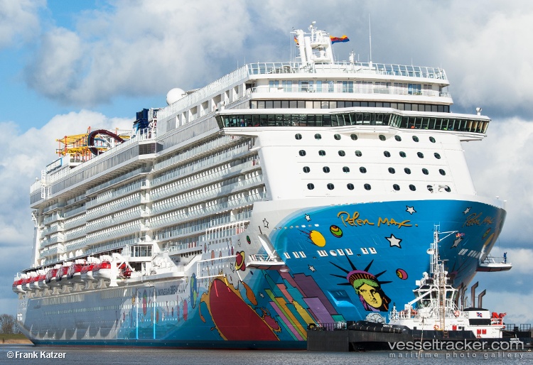 Norwegian-Breakaway - Cruise Ship vessel