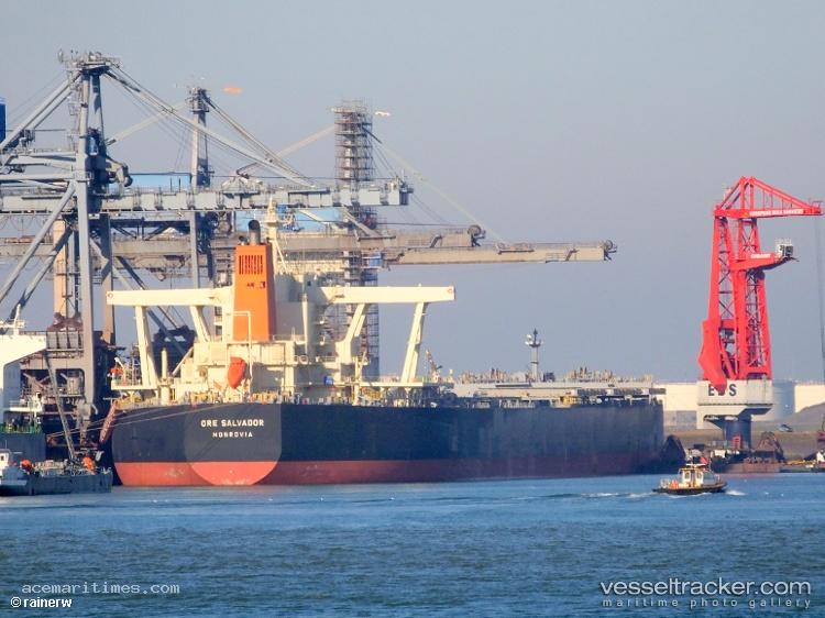 Ore-Salvador - Ore Carrier