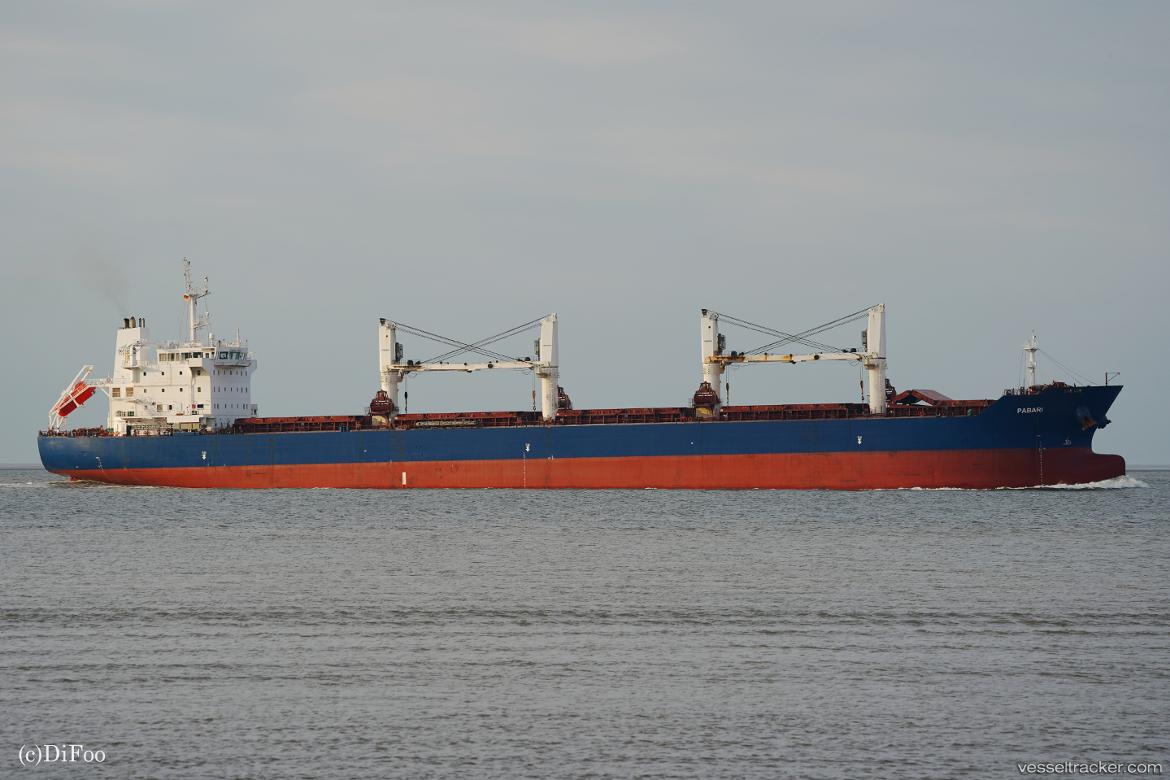 Heli - Bulk Carrier vessel