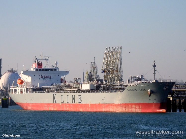 Stolt-Beluga - Chemical Oil Products Tanker vessel
