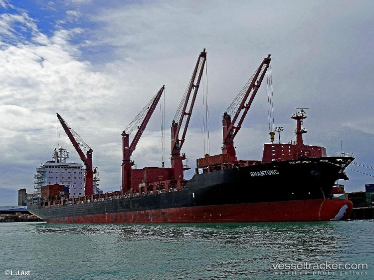 Port-Vila-Chief - Container Ship vessel