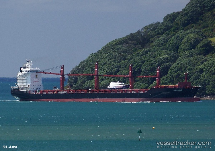 Kiribati-Chief - Container Ship