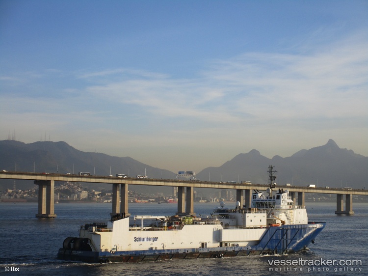 C-Confidence - Well Stimulation Vessel vessel