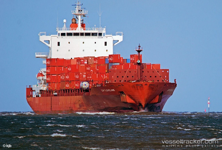 Merkur-Fjord - Container Ship