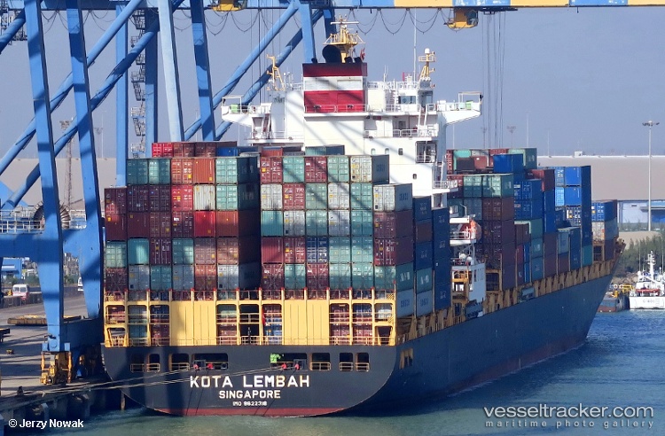 Kota-Lembah - Container Ship