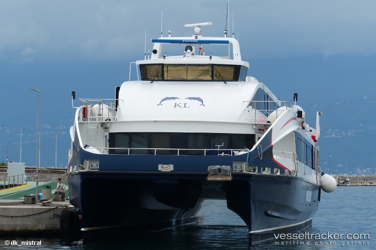 Krilo-Carbo - Passenger Ship
