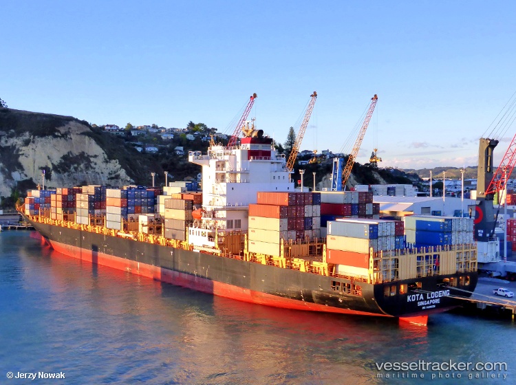 Kota-Loceng - Container Ship