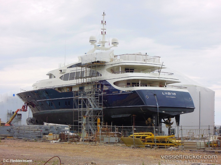 Vision - Service Ship vessel