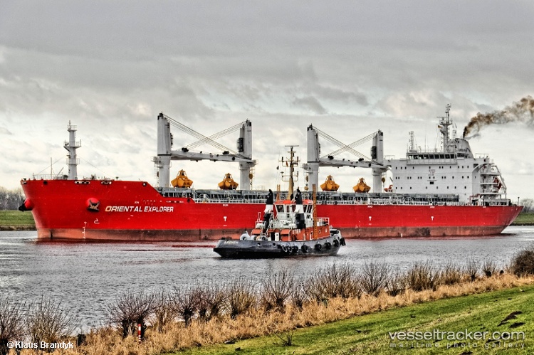 Ausone - Bulk Carrier vessel