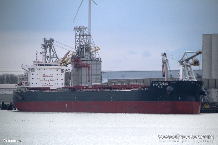Ratu-Damai - Bulk Carrier vessel