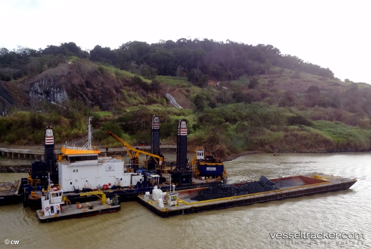 Alberto-A-Zubieta - Dredger vessel