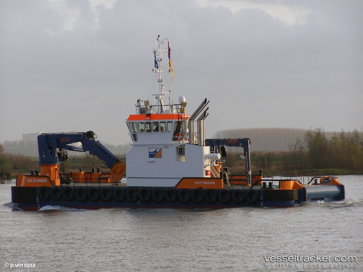 Oceanus - Utility Vessel