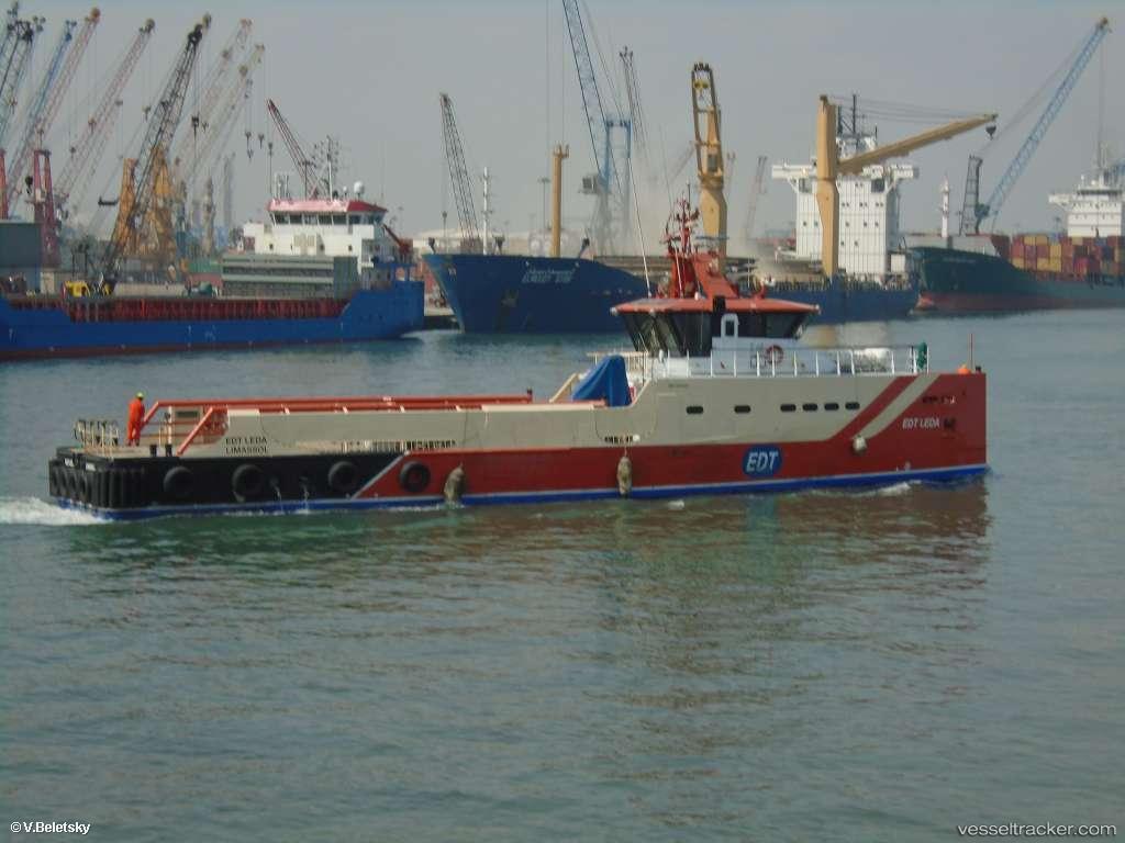 Moon - Offshore Tug Supply Ship vessel