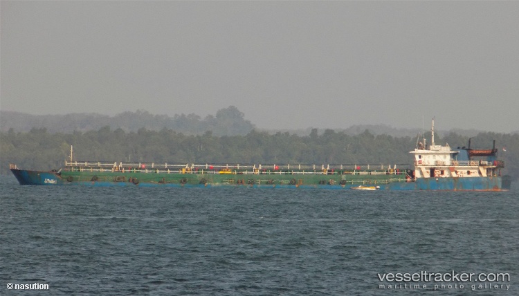 Bina-Maritim-3401 - Oil Products Tanker vessel