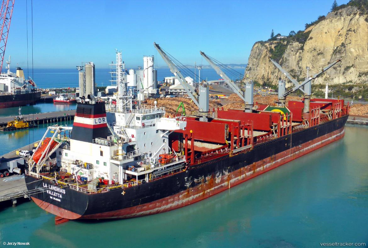 African-Nighthawk - Bulk Carrier vessel