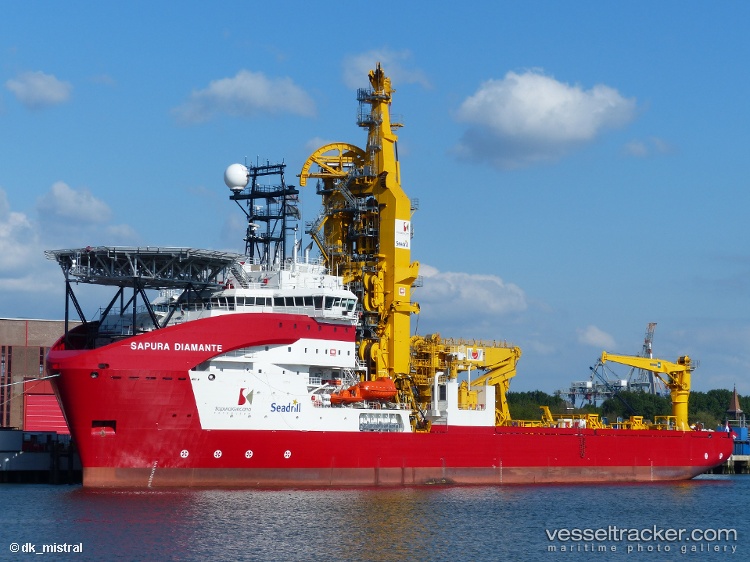 Sapura-Diamante - Pipe Layer vessel