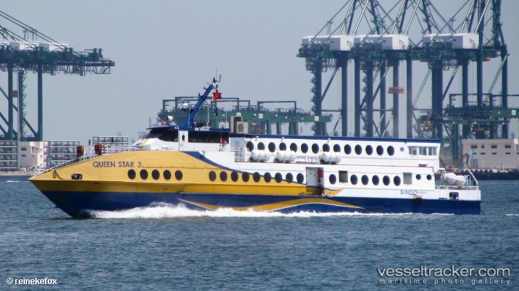 Queen-Star-3 - Passenger Ship vessel