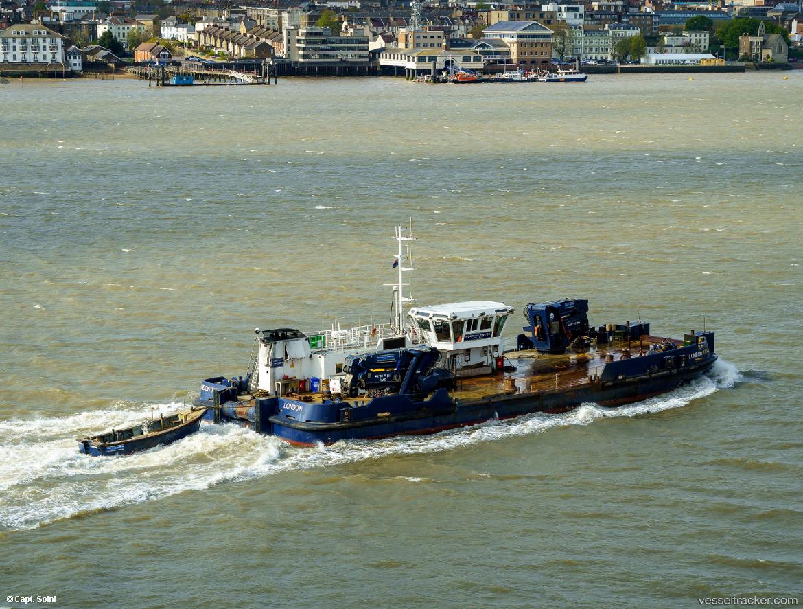 London-Titan - Work Repair Vessel vessel