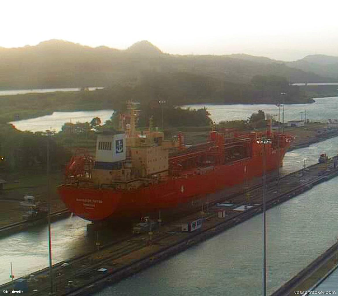 Navigator-Triton - Lpg Tanker vessel